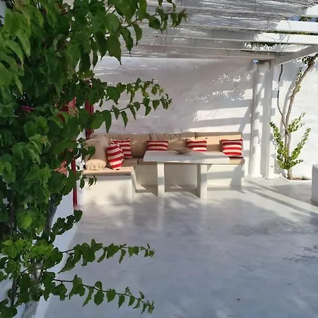 Holiday home - Cycladic Stone House Ano Syros