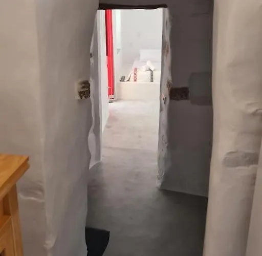 Syros - Cycladic Stone House Semesterbostad *