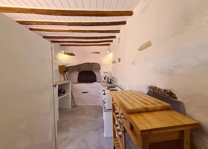 Syros - Cycladic Stone House