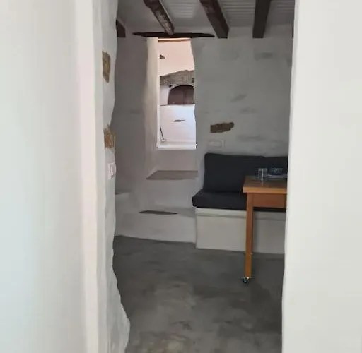 Semesterbostad Syros - Cycladic Stone House