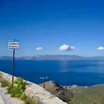 - Cycladic Stone House Semesterbostad