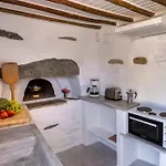 Semesterbostad - Cycladic Stone House Ano Syros