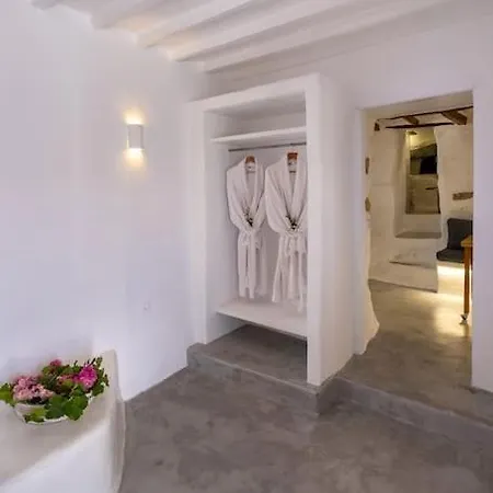Feriehus - Cycladic Stone House