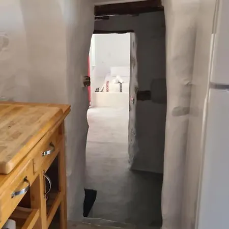 - Cycladic Stone House Feriehus