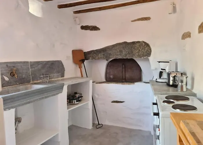 Feriehus - Cycladic Stone House Ano Syros