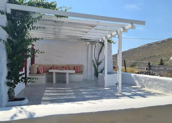 - Cycladic Stone House Nyaraló *