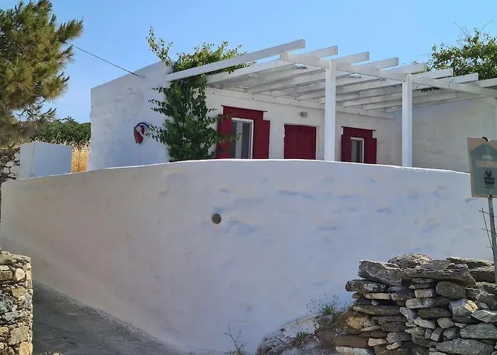 - Cycladic Stone House * Ano Syros